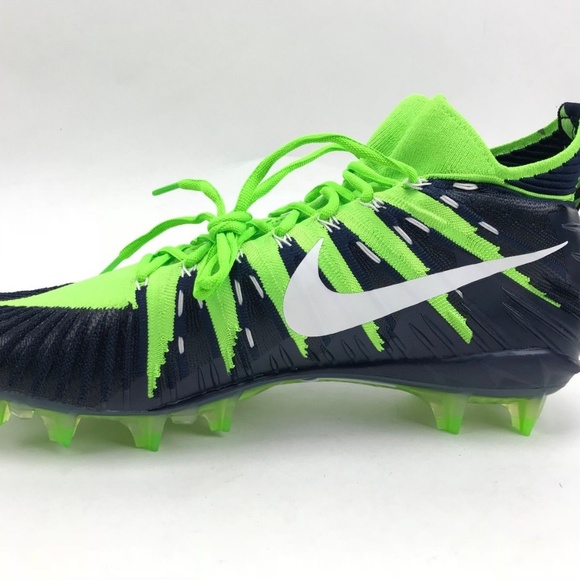 nike alpha menace elite football cleats